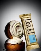 David Barras de Proteína 28 g – Sin Azúcar, Sin Gluten | Rollo de Canela | 12 Unidades